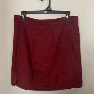 Women's Chic Burgundy Mini Skirt